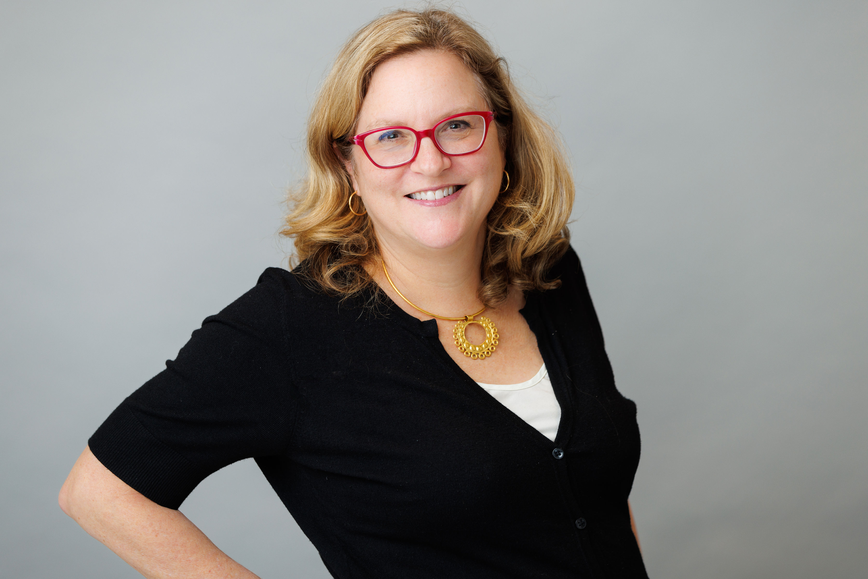 Headshot of Jennifer Kasirsky, MD, TEDxAmes RENEW speaker